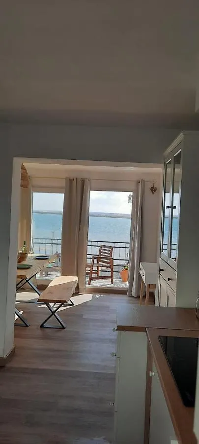 아야몬테 Mirando Al Rio 아파트 0*,