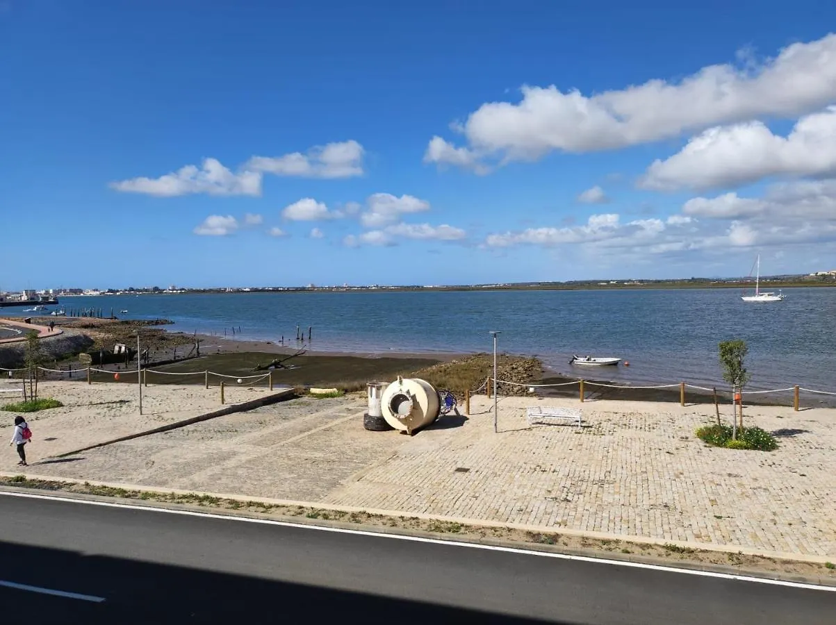 Mirando Al Rio Apartamento Ayamonte España